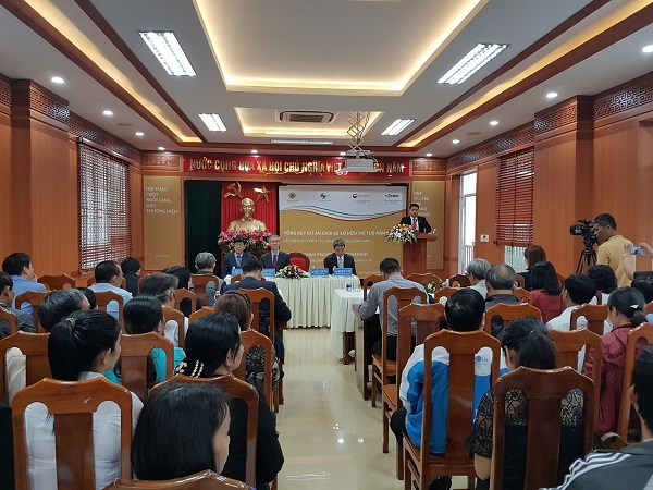 tơ-lụa-hội-thảo