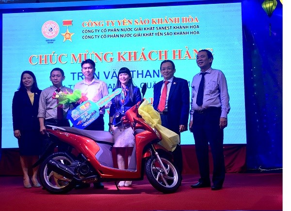 yến 1