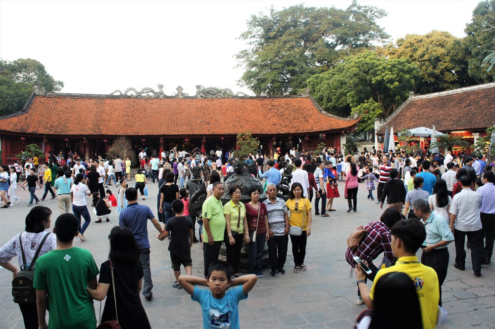 Tổng số khách du lịch đến Hà Nội dịp Tết Nguyên đán đạt 272.800 lượt khách, tăng 10,8% so với cùng kỳ năm trước - ảnh 1