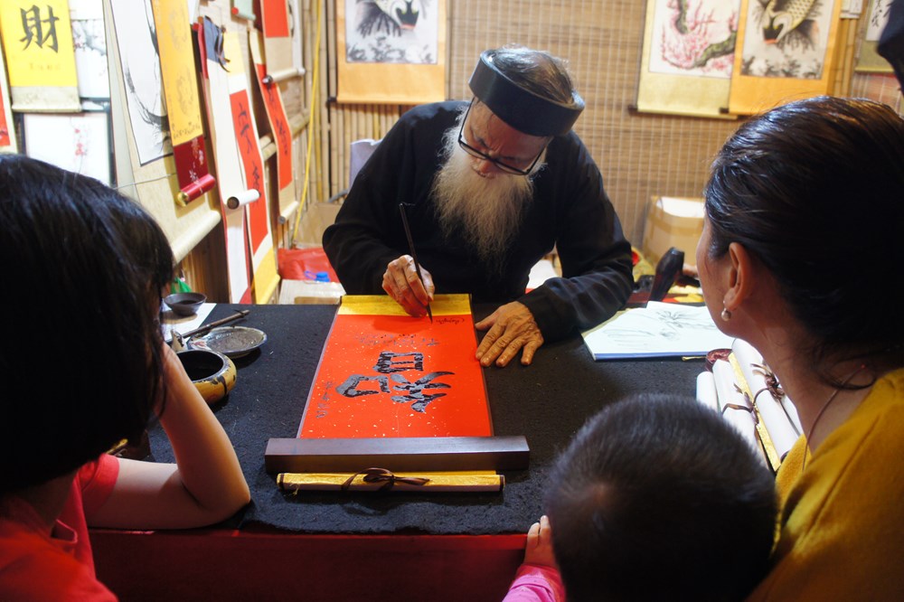 Tổng số khách du lịch đến Hà Nội dịp Tết Nguyên đán đạt 272.800 lượt khách, tăng 10,8% so với cùng kỳ năm trước - ảnh 5