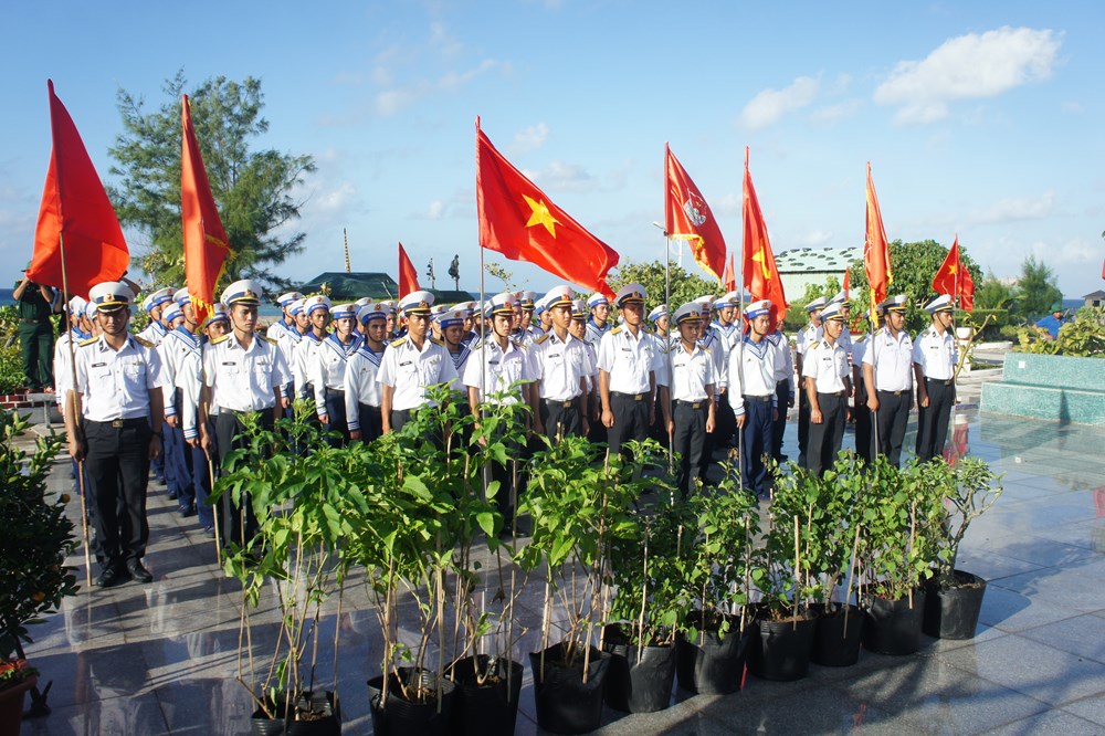 Tết trồng cây ở Trường Sa đầu xuân Kỷ Hợi 2019 - ảnh 6