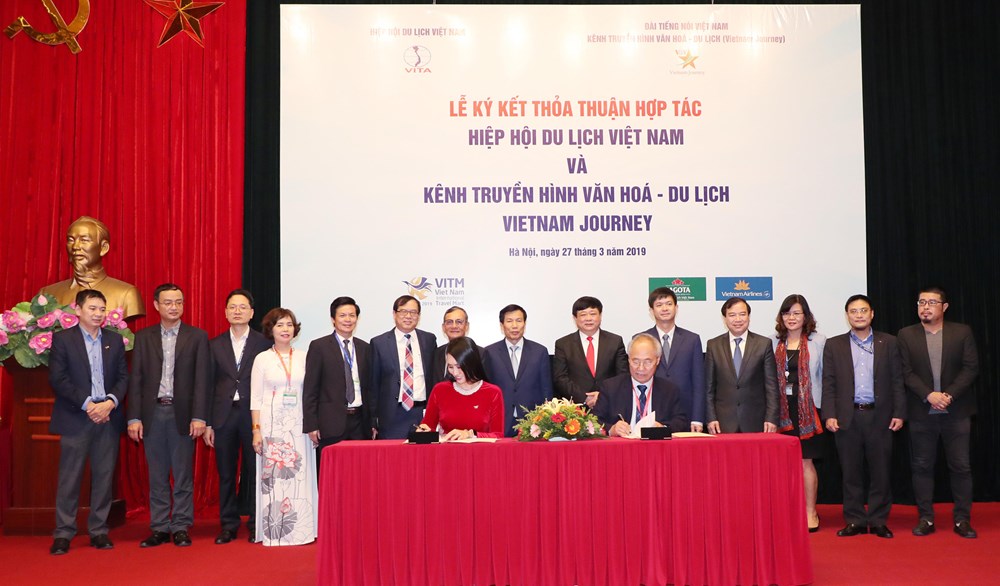 Thỏa thuận hợp tác giữa Hiệp hội Du lịch VN và Kênh Truyền hình Văn hóa- Du lịch - ảnh 1