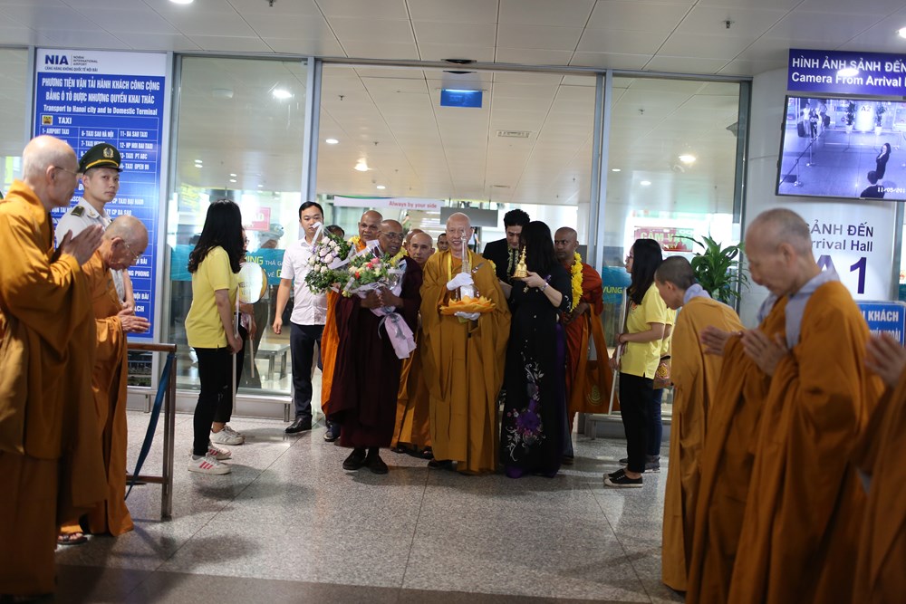 Hôm nay, hơn 1.200 đại biểu quốc tế đến Việt Nam dự Vesak 2019 - ảnh 6