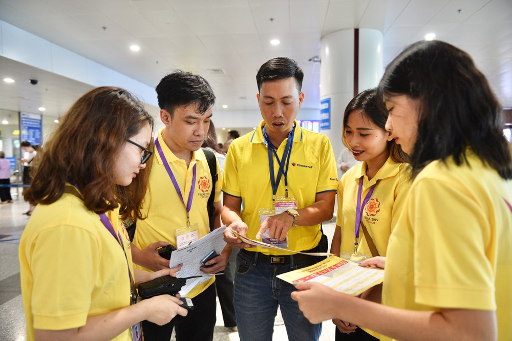 Hôm nay, hơn 1.200 đại biểu quốc tế đến Việt Nam dự Vesak 2019 - ảnh 4