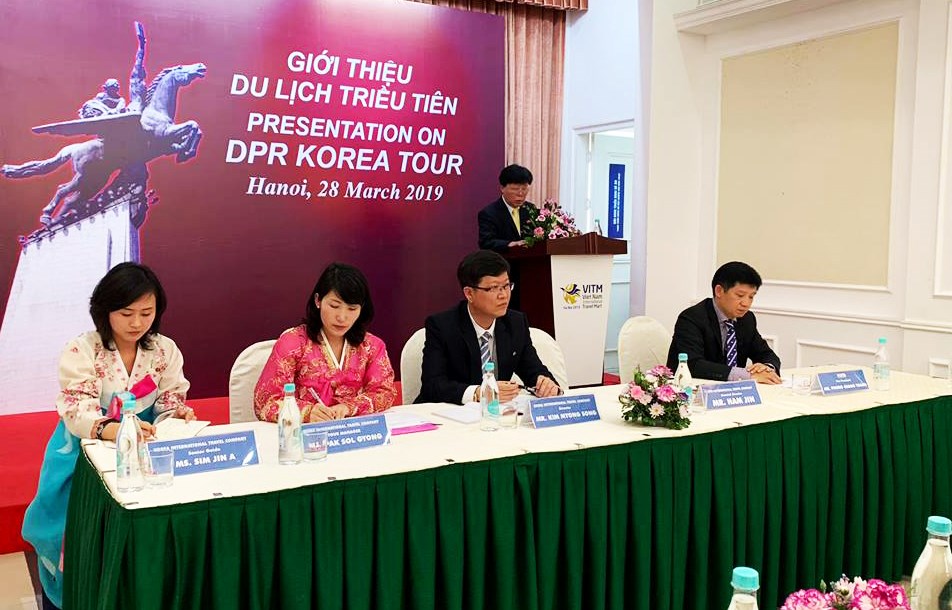 Visa vào thăm đất nước bí ẩn Triều Tiên không hề khó - ảnh 1