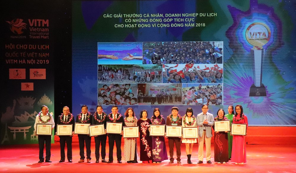 Vinh danh các doanh nghiệp và cá nhân tiêu biểu năm 2018  của ngành Du lịch - ảnh 4