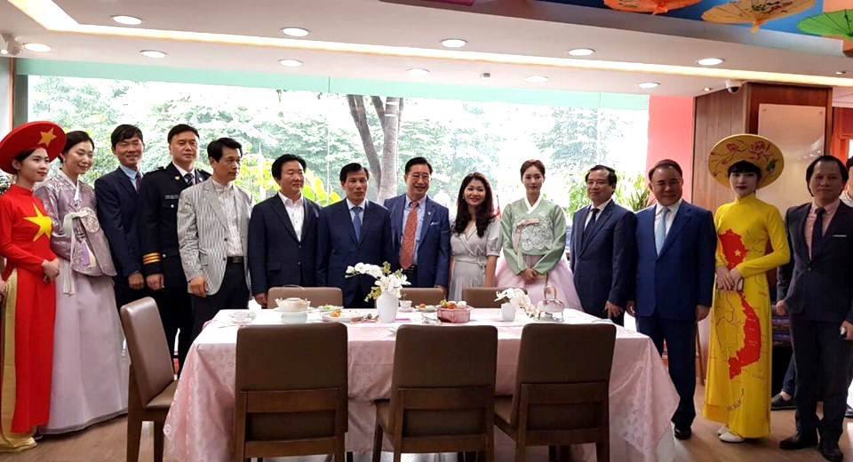 Khai trương Văn phòng Xúc tiến Du lịch Việt Nam tại Hàn Quốc - ảnh 6