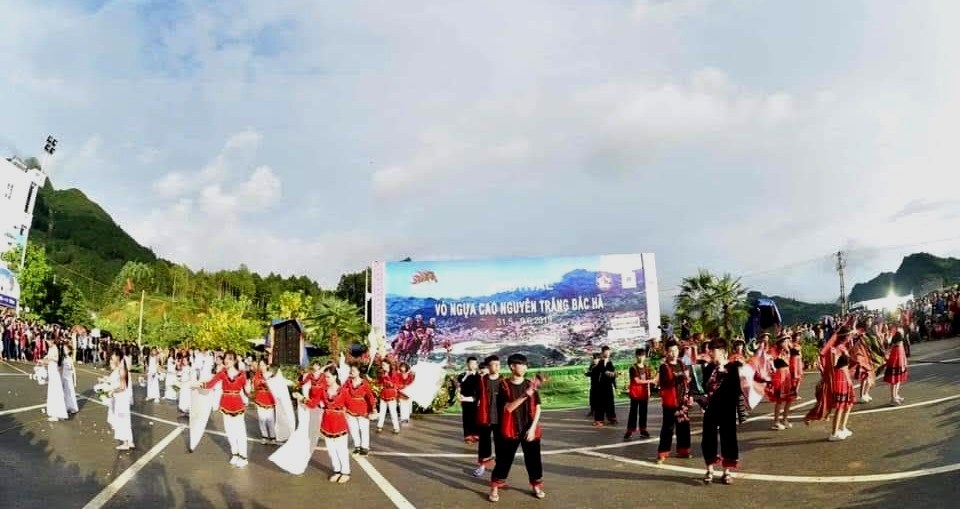 Festival Cao nguyên trắng Bắc Hà 2019: Tưởng “vỡ trận” mà lại rất thú vị - ảnh 5