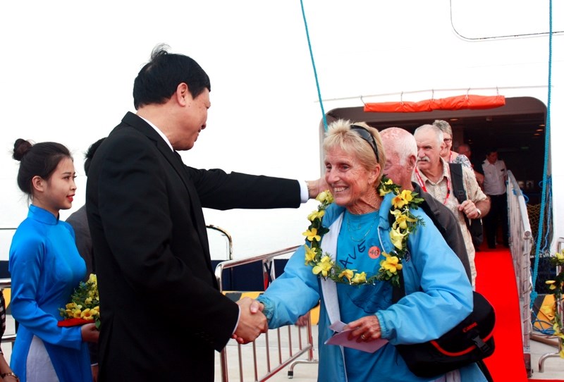 Cảng tàu khách quốc tế Hạ Long đi vào hoạt động, Quảng Ninh kỳ vọng sẽ tăng trưởng mới về du khách - ảnh 1