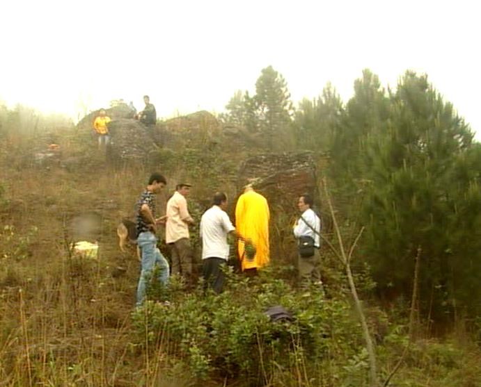 KHÁM PHÁ NÚI NGŨ ĐÀI- CHÍ LINH:   Bài 1- Lên núi Đống Thóc, thăm chùa Bát Hương - ảnh 3