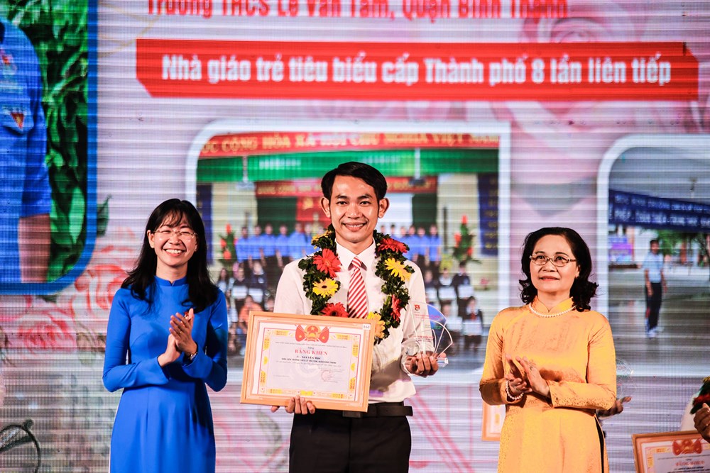 TP.HCM: 161 giáo viên được tuyên dương “Nhà giáo trẻ tiêu biểu” - ảnh 1