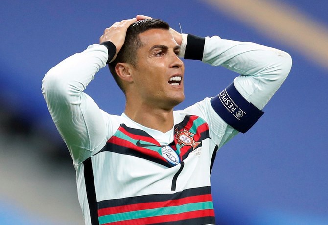 Ronaldo dương tính với Covid-19 - ảnh 1