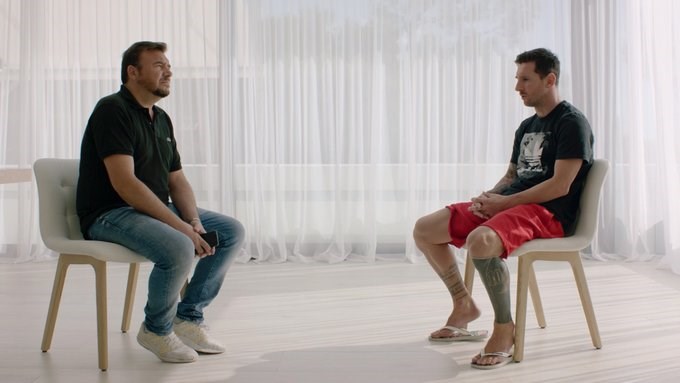 Messi: Tôi ở lại Barca vì không muốn lôi nhau ra tòa - ảnh 1