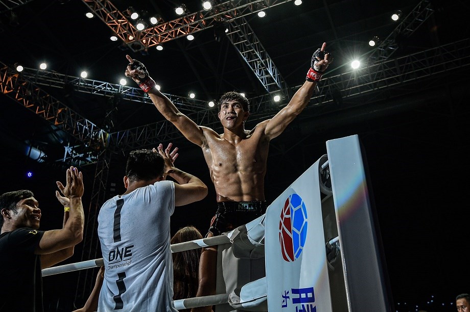 Niềm tự hào Nguyễn Trần Duy Nhất tái xuất đấu trường ONE Championship - ảnh 1