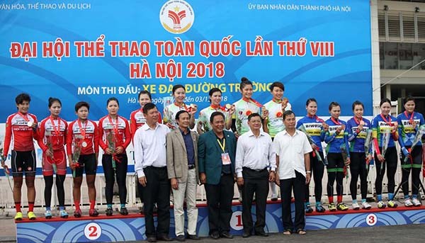 Môn xe đạp Đại hội Thể thao toàn quốc lần VIII: An Giang, TP.HCM quá mạnh - ảnh 1