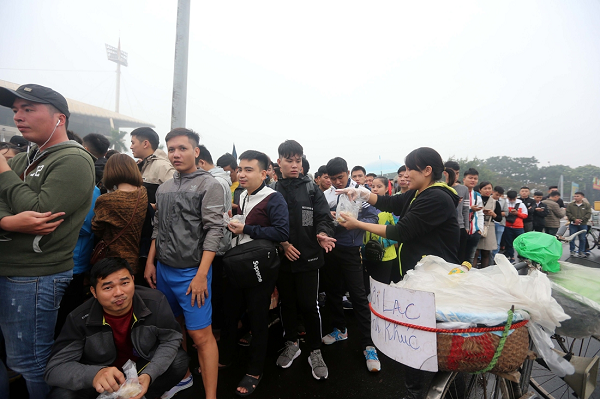 VFF tiếp tục bán vé online chung kết lượt về AFF Cup 2018 - ảnh 1