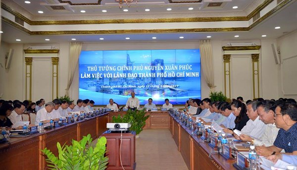 Thủ tướng làm việc với lãnh đạo TP.HCM - ảnh 1