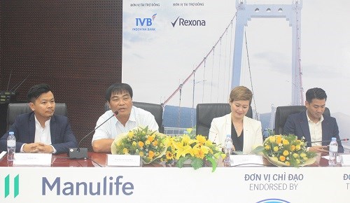 9.017 VĐV tham gia cuộc thi Manulife International Marathon 2019 - ảnh 1