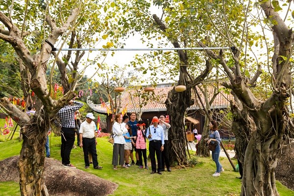Vui nhộn ngày vía thần tài đầu năm tại khu du lịch suối khoáng nóng - ảnh 3
