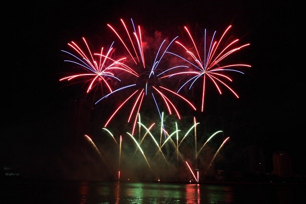 "Tình yêu" trên dòng chảy sông Hàn - ảnh 2