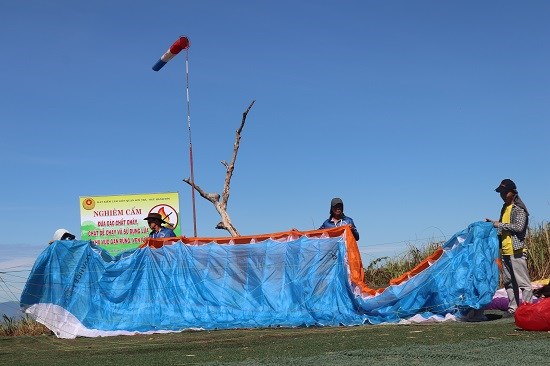 80 phi công tham sự Giải Dù lượn mở rộng “Bay trên Tiên Sa” 2019 - ảnh 2