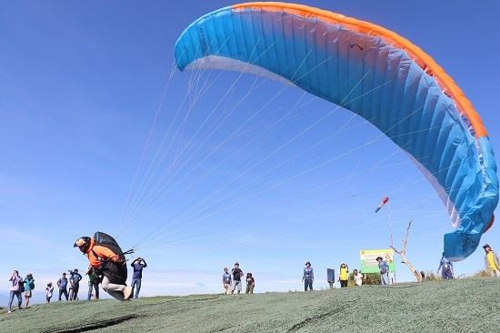 80 phi công tham sự Giải Dù lượn mở rộng “Bay trên Tiên Sa” 2019 - ảnh 3