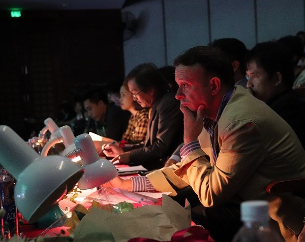 “Cháy” trong ngày mưa lũ - ảnh 5