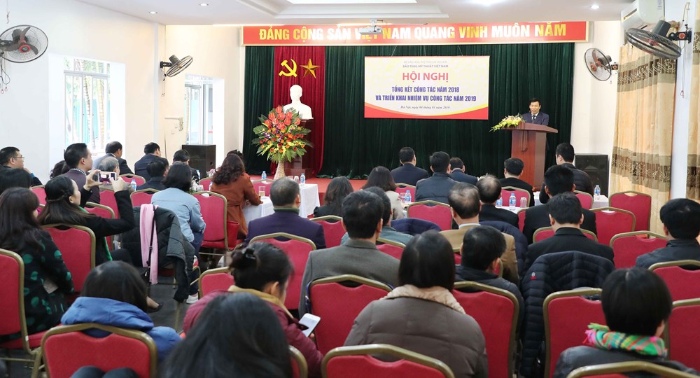 Bộ trưởng Nguyễn Ngọc Thiện: Cần đưa những tác phẩm nghệ thuật giá trị đến gần hơn với công chúng - ảnh 2