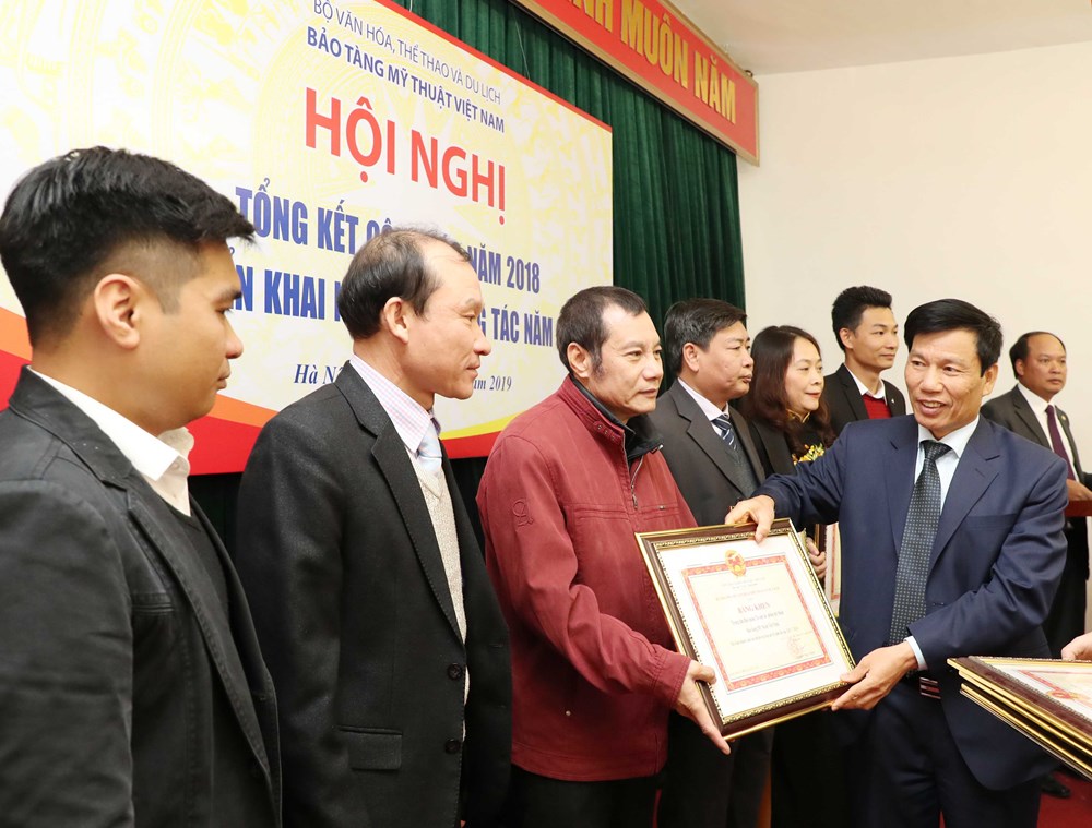Bộ trưởng Nguyễn Ngọc Thiện: Cần đưa những tác phẩm nghệ thuật giá trị đến gần hơn với công chúng - ảnh 3