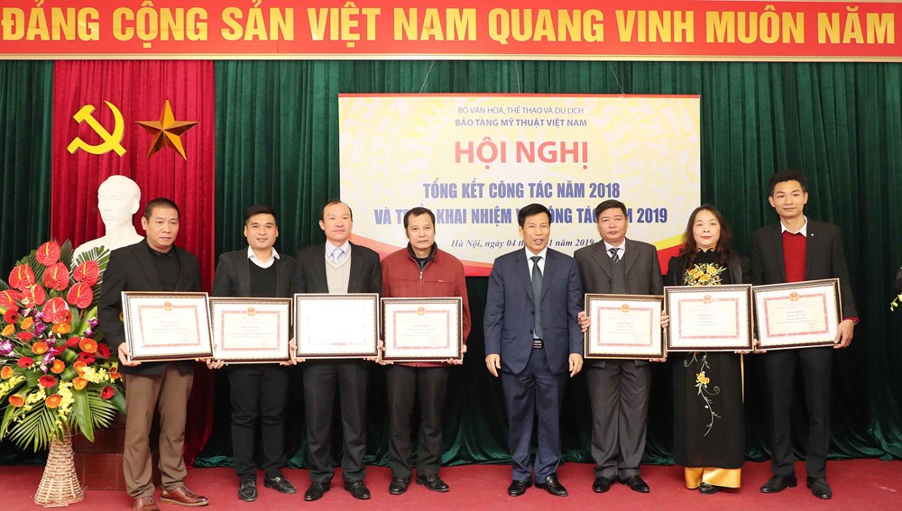 Bộ trưởng Nguyễn Ngọc Thiện: Cần đưa những tác phẩm nghệ thuật giá trị đến gần hơn với công chúng - ảnh 4