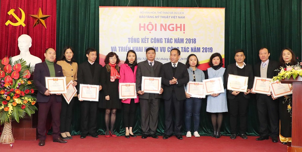 Bộ trưởng Nguyễn Ngọc Thiện: Cần đưa những tác phẩm nghệ thuật giá trị đến gần hơn với công chúng - ảnh 6