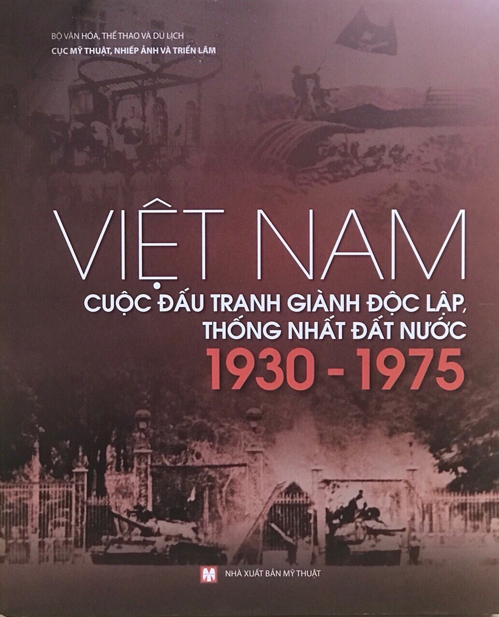 Hoạ sĩ Vi Kiến Thành xúc động trước những bức ảnh phải trả bằng máu... - ảnh 1