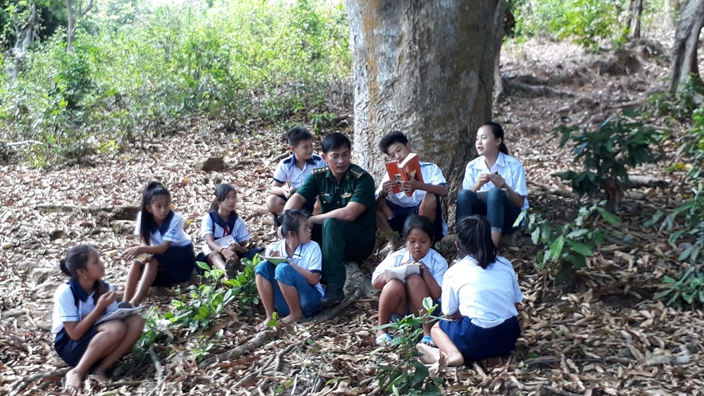 Thông điệp nhân văn trong phim tài liệu “Người truyền cảm hứng” - ảnh 3