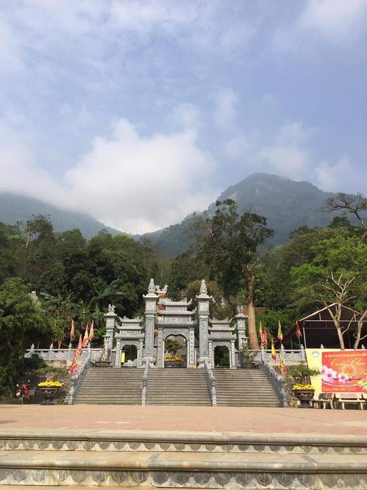 Lễ dâng hương ngày Hóa Đức Thánh Tản Viên - ảnh 1