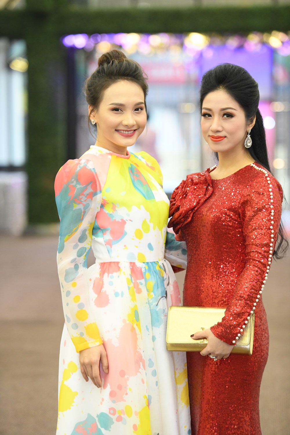 Những người đẹp trốn chồng đi thi Người mẫu Quý bà - ảnh 2