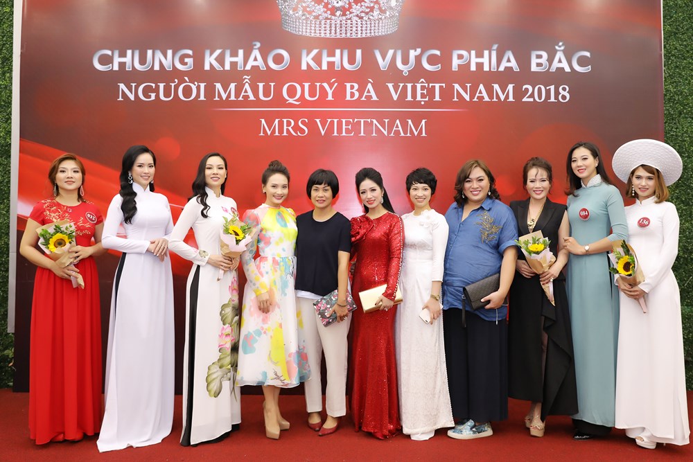 Những người đẹp trốn chồng đi thi Người mẫu Quý bà - ảnh 3