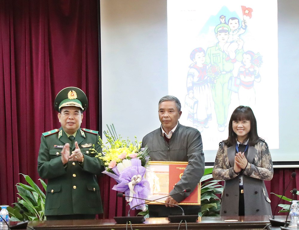 Bộ VHTTDL trao giải sáng tác tranh cổ động - ảnh 2