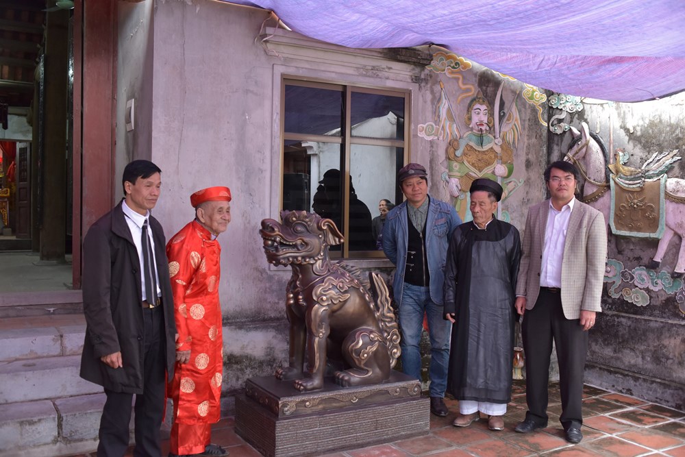 Hà Nội: Tiếp nhận đôi nghê Việt vào di tích đình Hoàng Liên - ảnh 2