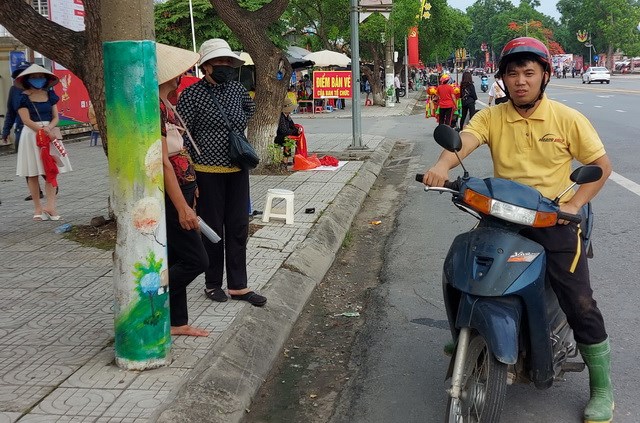 Trước trận U23 Việt Nam - U23 Myanmar: "Phe vé" đẩy giá vé cao sát giờ thi đấu - ảnh 5