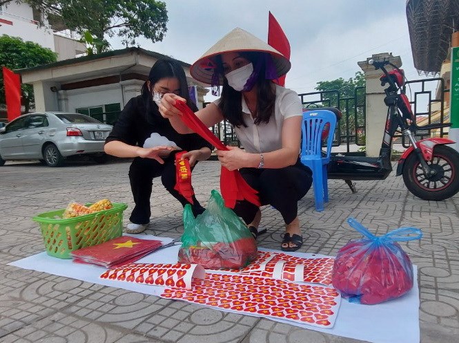 Việt Trì trước giờ bóng lăn - ảnh 6