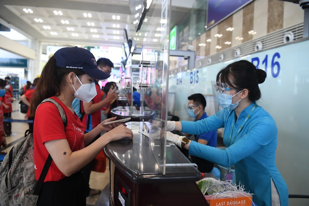 Nối lại một số đường bay quốc tế trên cơ sở an toàn dịch bệnh - ảnh 1
