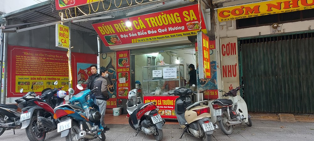 Hà Nội: Hàng quán "vô tư" mở cửa sau 0h ngày 16.2 - ảnh 4