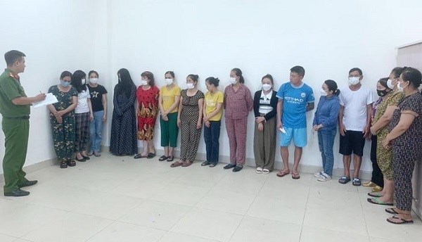 Triệt phá đường dây lô đề một tỉ đồng mỗi ngày, bắt 17 đối tượng - ảnh 1