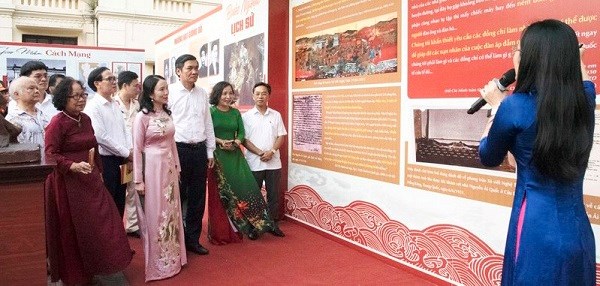 Trưng bày chuyên đề "Nghệ Tĩnh đỏ trong trái tim Người” - ảnh 6