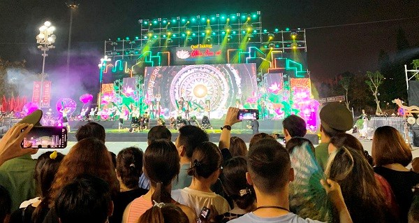 Ấn tượng lễ hội đường phố 'Quê hương mùa sen nở' - ảnh 7