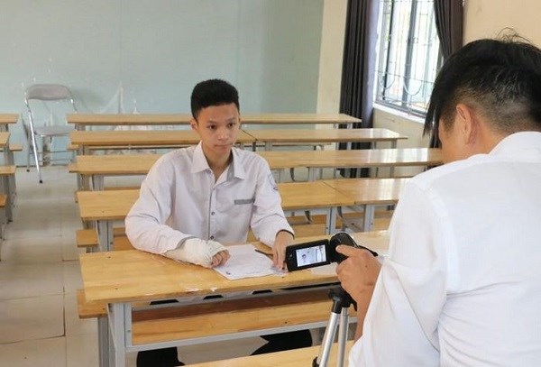 Những thí sinh "đặc biệt" tại Nghệ An, Hà Tĩnh - ảnh 2