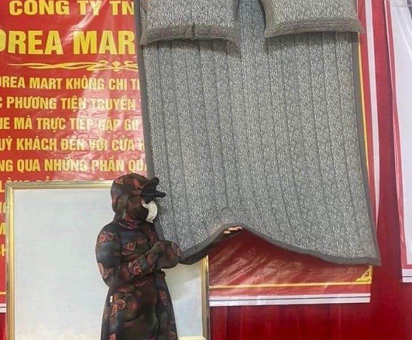Cảnh giác chiêu trò dự hội thảo tặng quà “giăng bẫy” người cao tuổi - ảnh 1