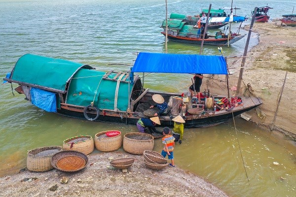 Làng nghề “đãi hến” hơn 300 tuổi, nét đẹp bên bờ sông La - ảnh 5