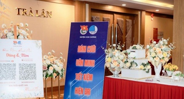 "Mừng cưới không dùng tiền mặt" ở vùng cao Nghệ An - ảnh 1