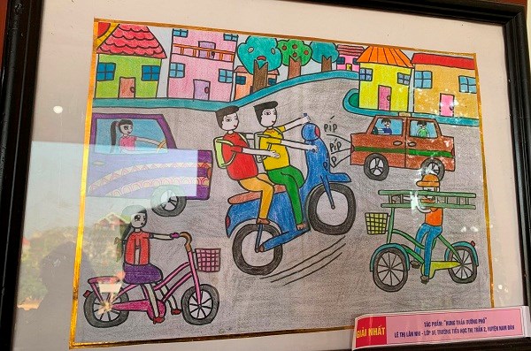 Nghệ An tổ chức lễ hưởng ứng 10 năm ngày Pháp luật Việt Nam - ảnh 3